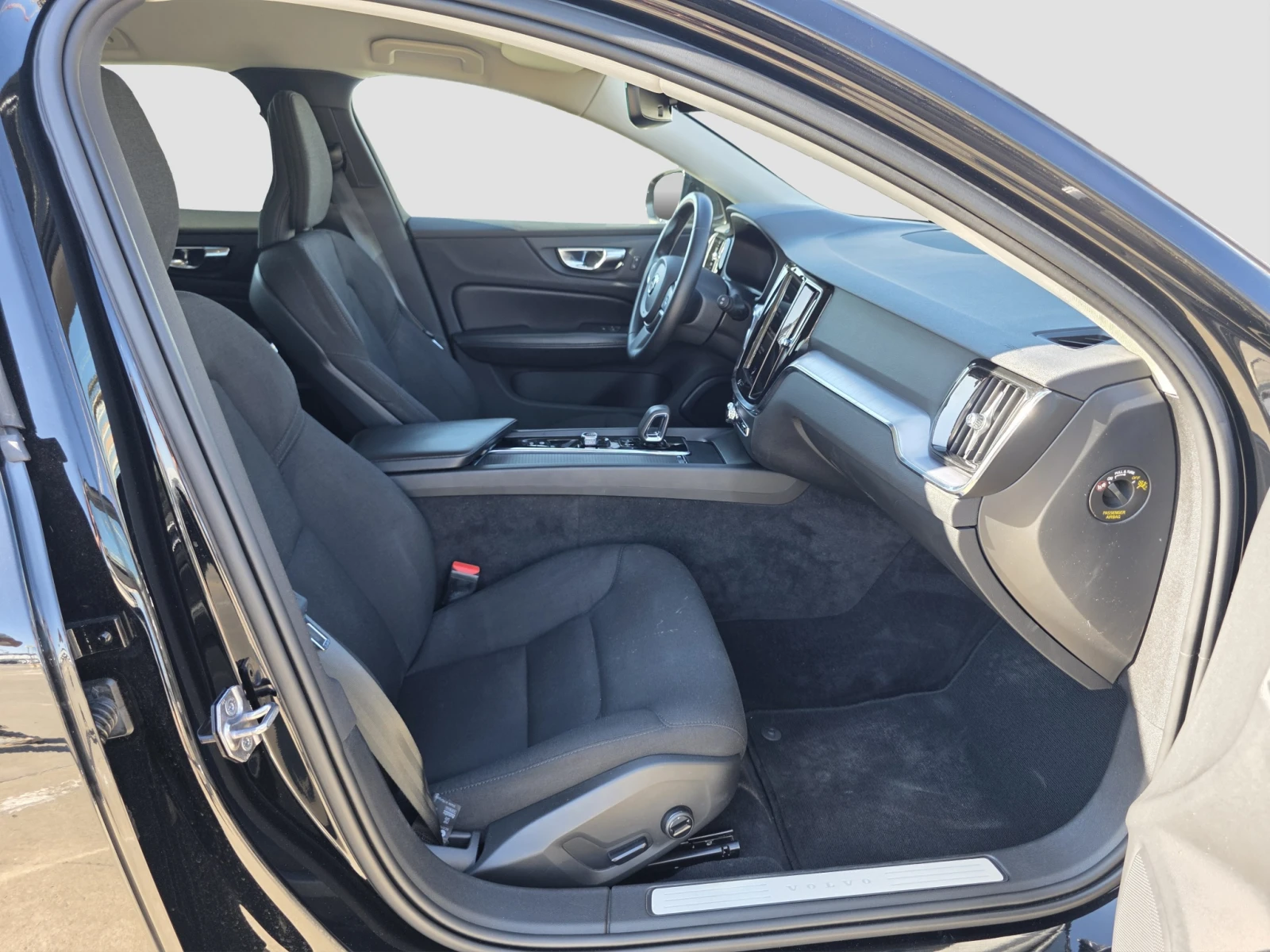 Volvo V60 MILDE HIBRID, снимка 11 - Автомобили и джипове - 55709271