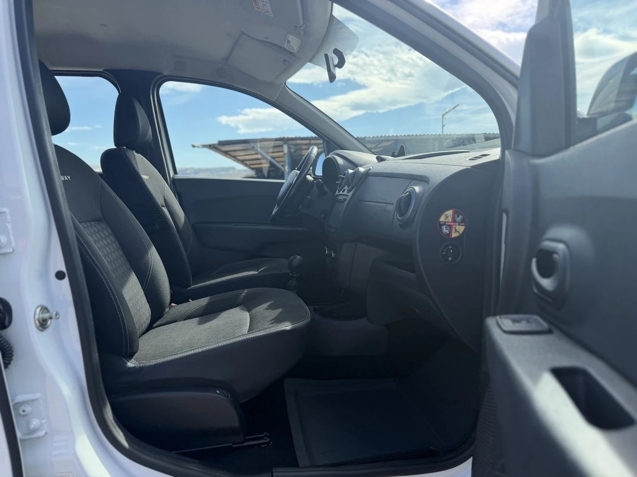 Dacia Lodgy 1.5dCi STEPWAY NAVI | Mobile.bg � ����������� 14