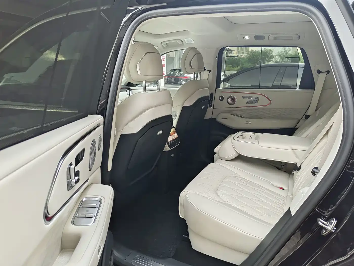 Zeekr Luxury 8X* 2026* 100 ��* ����� ���* ������ ���� | Mobile.bg � ����������� 9