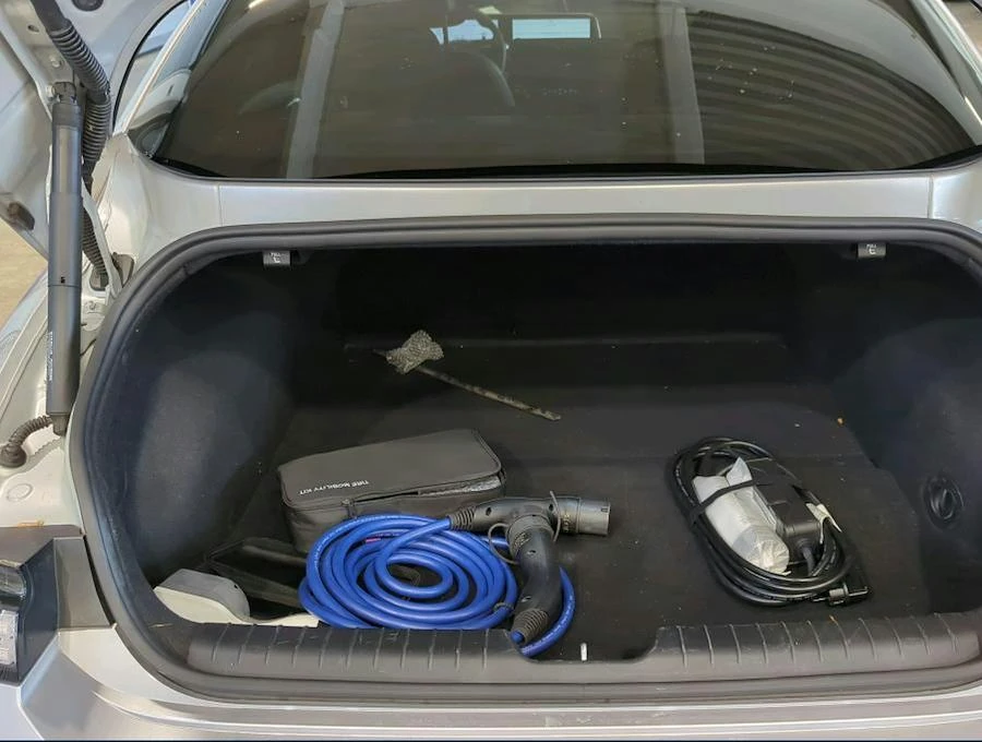 Hyundai Ioniq 6 Long Range AWD Leather LED Navi, снимка 10 - Автомобили и джипове - 56711533