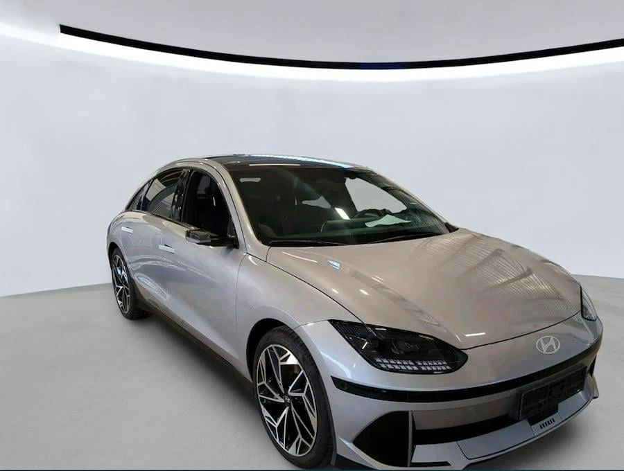 Hyundai Ioniq 6 Long Range AWD Leather LED Navi, снимка 2 - Автомобили и джипове - 56711533