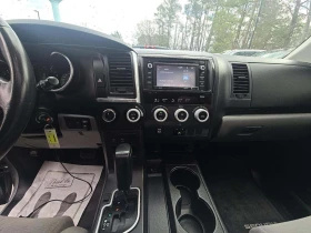 Toyota Sequoia, снимка 10