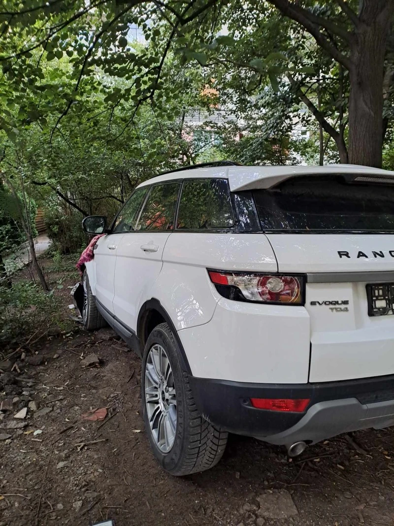 Land Rover Range Rover Evoque 2.2, снимка 11 - Автомобили и джипове - 42153327