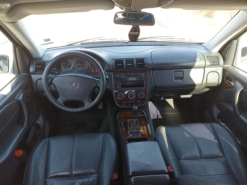 Mercedes-Benz ML 270, снимка 8 - Автомобили и джипове - 49097123