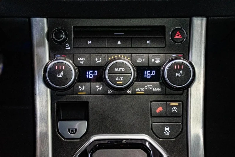 Land Rover Range Rover Evoque 90000КМ!* Keyless* Meridian* HeadUp* , снимка 16 - Автомобили и джипове - 52317974