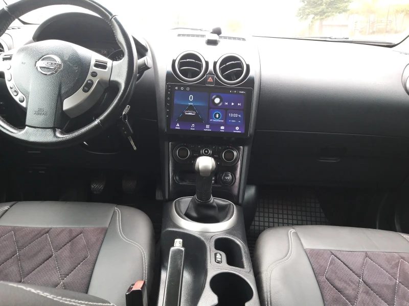 Nissan Qashqai 1.6, снимка 11 - Автомобили и джипове - 52351066