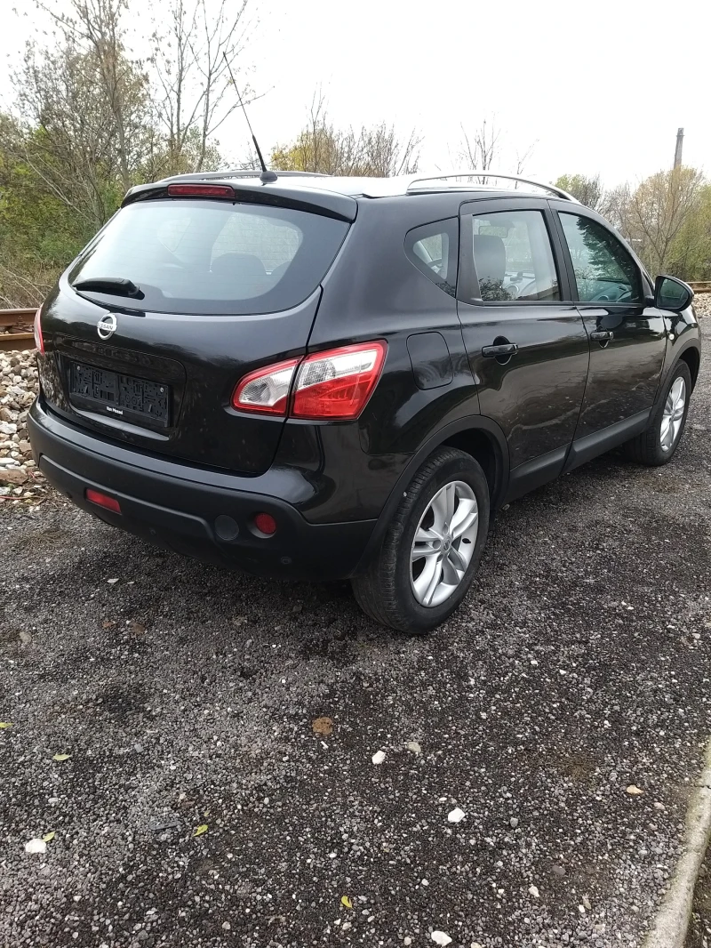 Nissan Qashqai 1.6, снимка 5 - Автомобили и джипове - 52351066