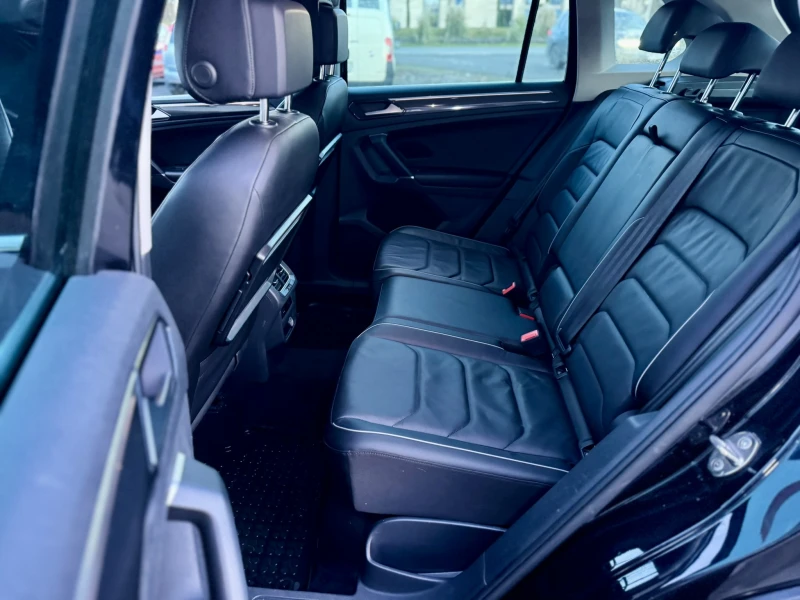 VW Tiguan 2.0 TDI 4Motion Сервизна История, снимка 10 - Автомобили и джипове - 53263243