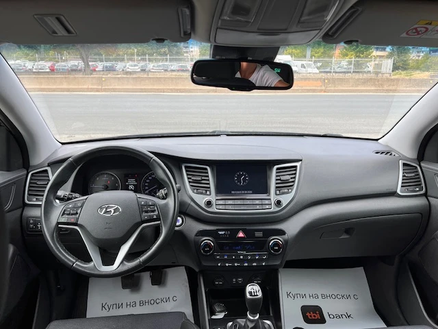 Hyundai Tucson IX35, снимка 15 - Автомобили и джипове - 47053038