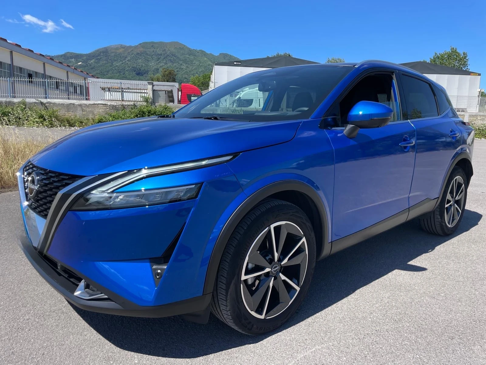 Nissan Qashqai petrol / electric - изображение 7