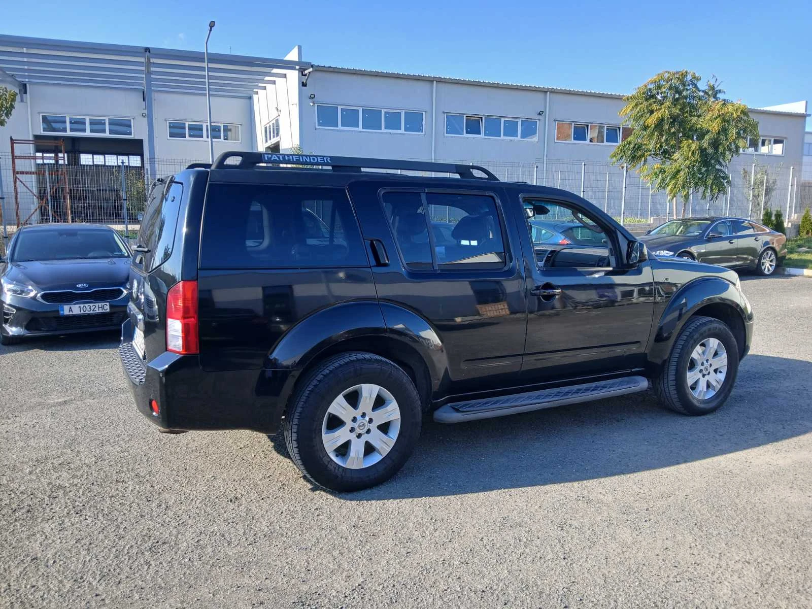 Nissan Pathfinder  - изображение 2