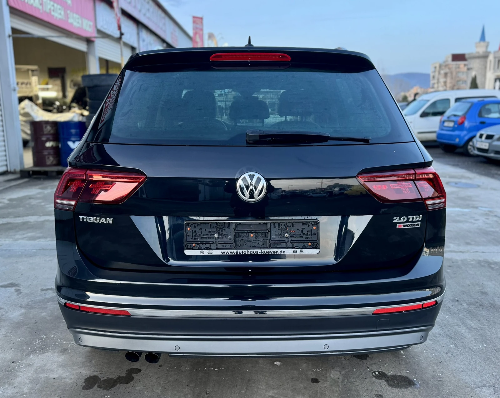 VW Tiguan 2.0 TDI 4Motion Сервизна История - изображение 5