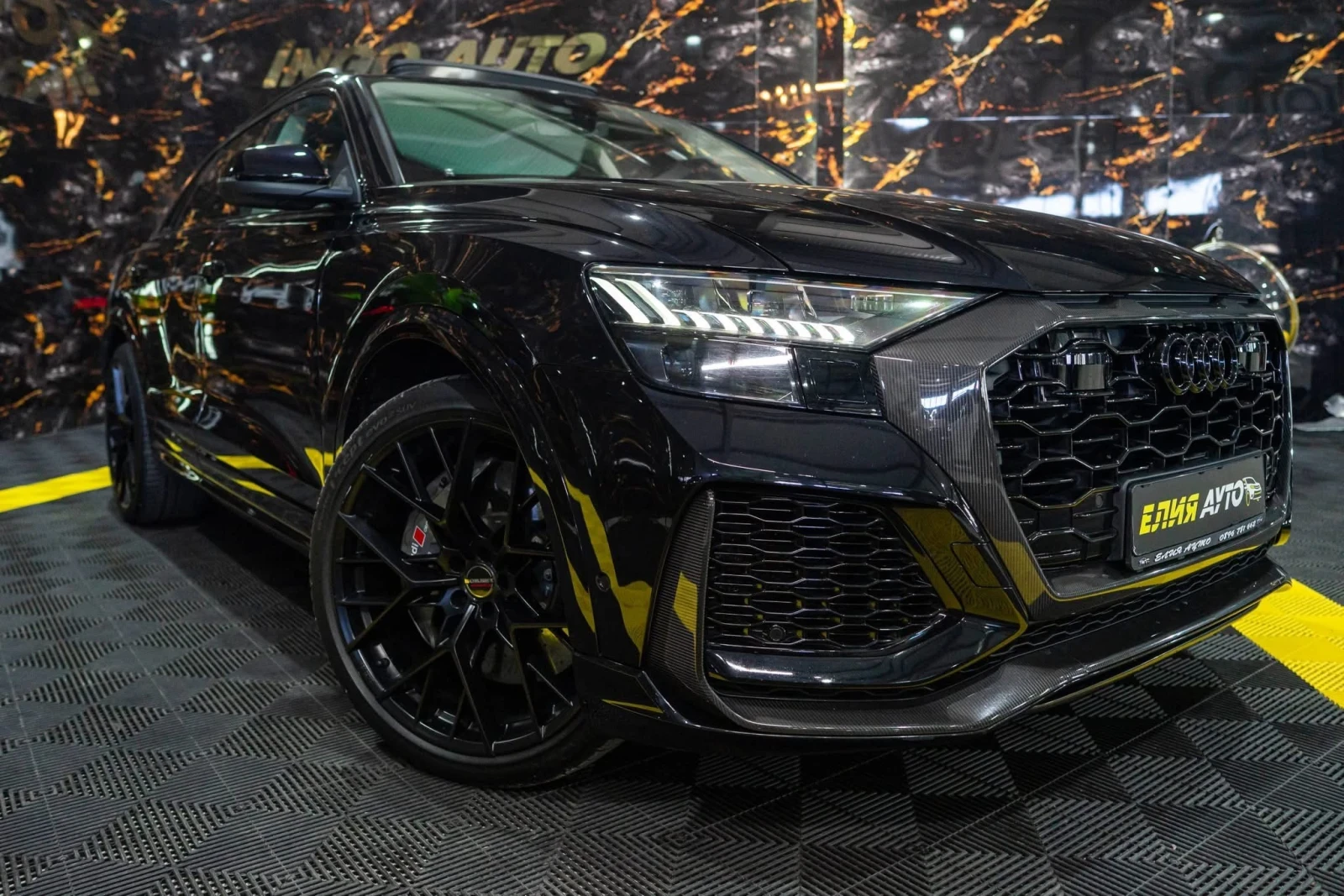 Audi RSQ8 STAGE 2 CARBON CERAMIC ПАНО B&O ЛИЗИНГ 100%, снимка 4 - Автомобили и джипове - 53844673