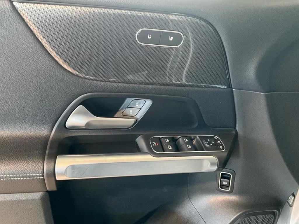 Mercedes-Benz GLB 220 AMG/190HP/4MATIC/ACC/CAM/LED/327z | Mobile.bg � ����������� 13