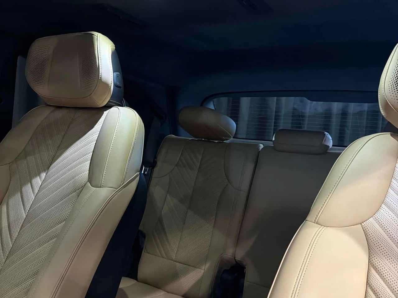 Cadillac Escalade Sport 2  CARFAX | Mobile.bg � ����������� 14