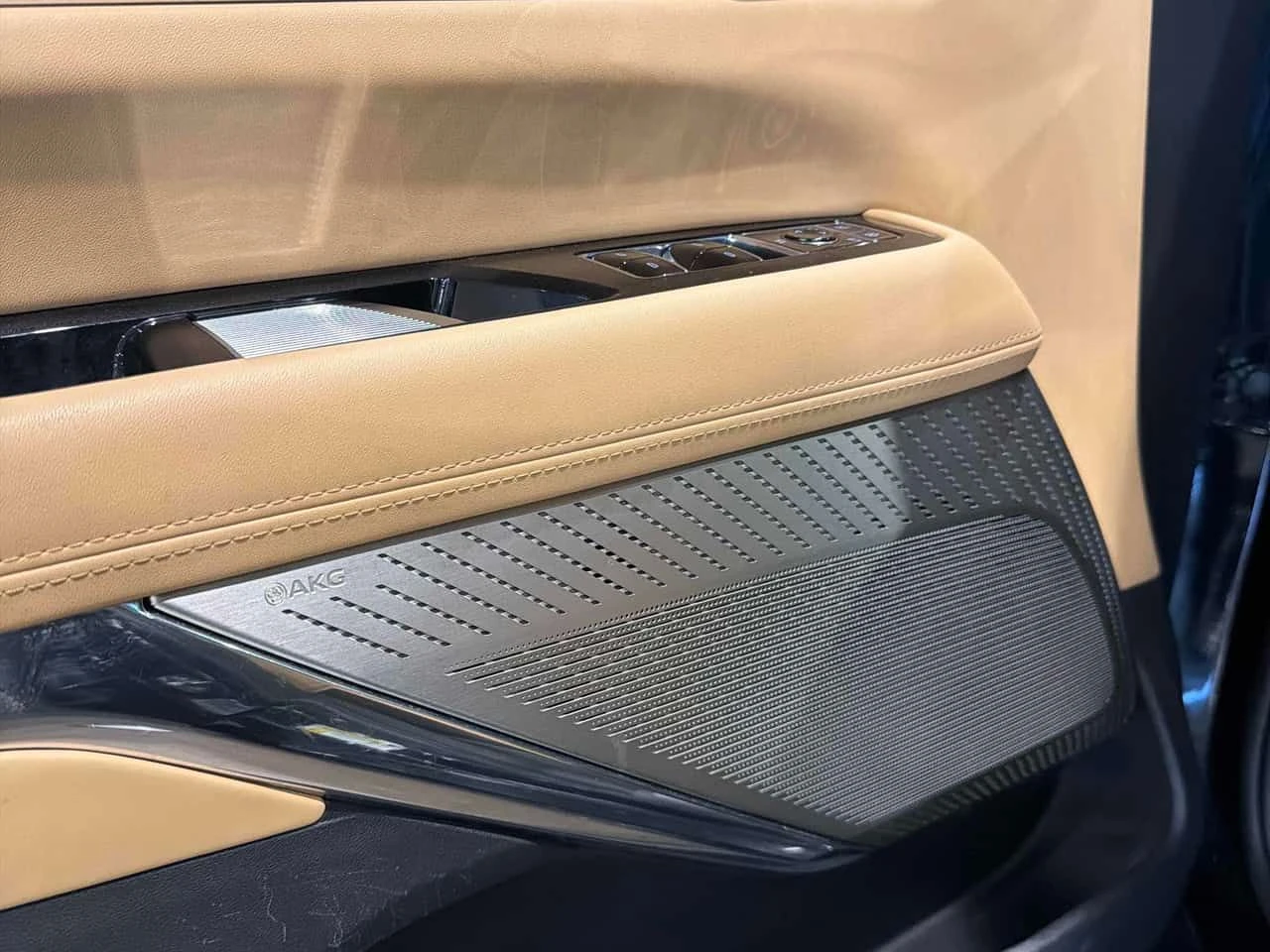 Cadillac Escalade Sport 2  CARFAX | Mobile.bg � ����������� 12
