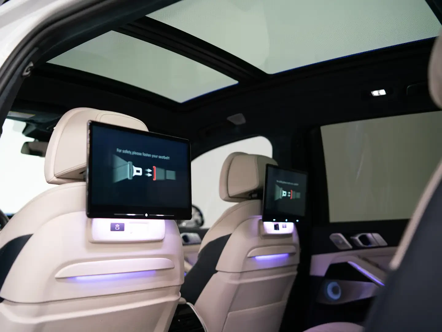 BMW X7 ALPINA, снимка 12 - Автомобили и джипове - 55024780