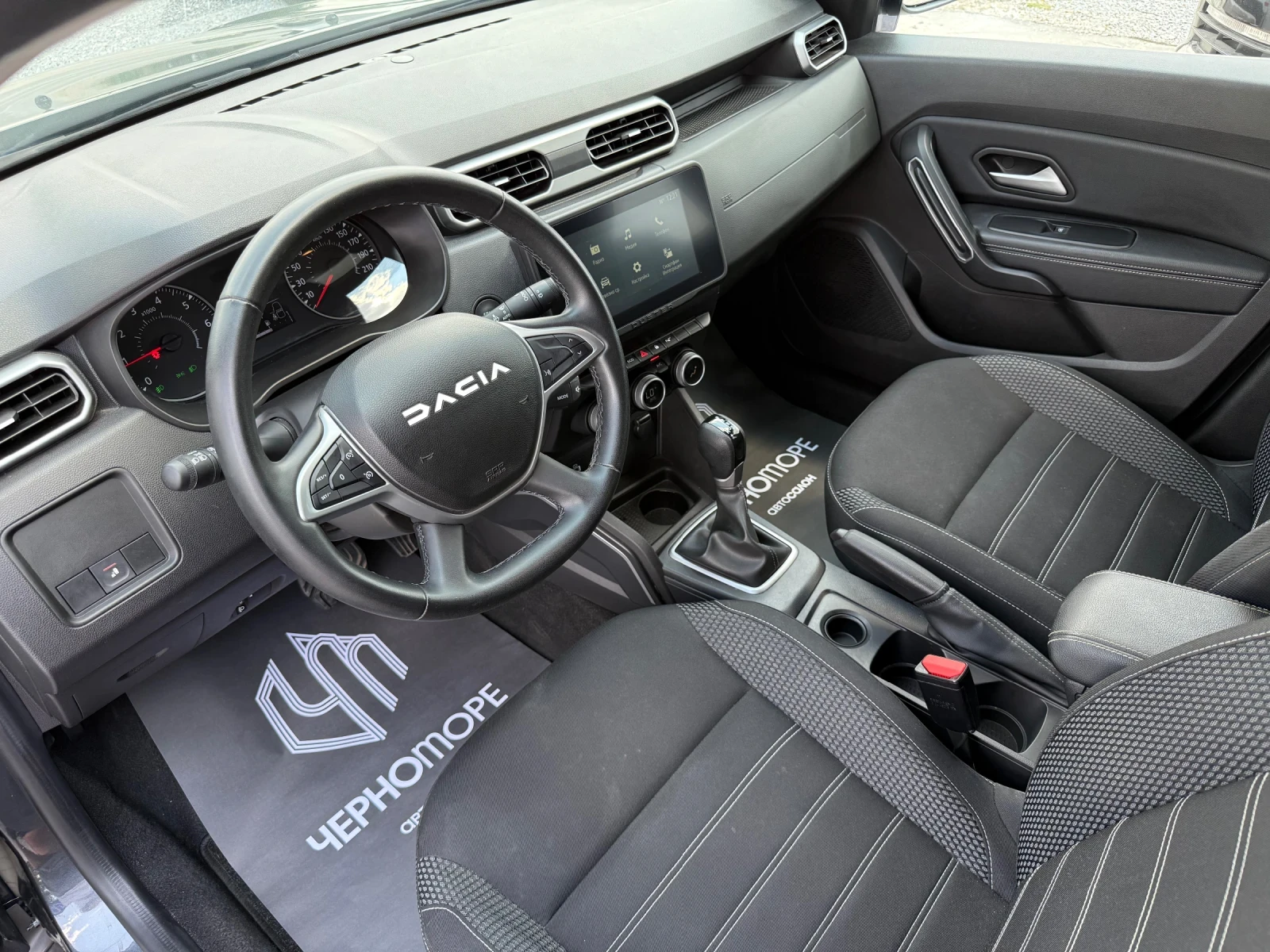 Dacia Duster 1.3 TCe 150cv automatic Extreme EDC FAP, снимка 11 - Автомобили и джипове - 55359275