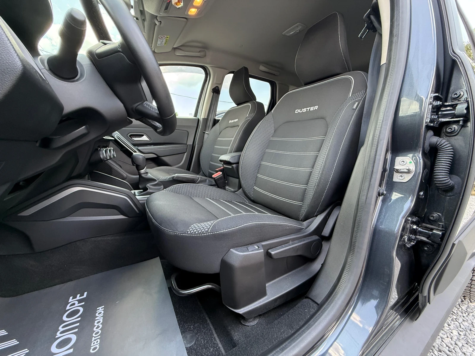 Dacia Duster 1.3 TCe 150cv automatic Extreme EDC FAP, снимка 10 - Автомобили и джипове - 55359275