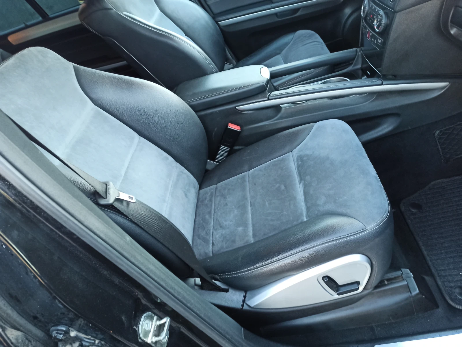 Mercedes-Benz ML 350, снимка 6 - Автомобили и джипове - 55400306