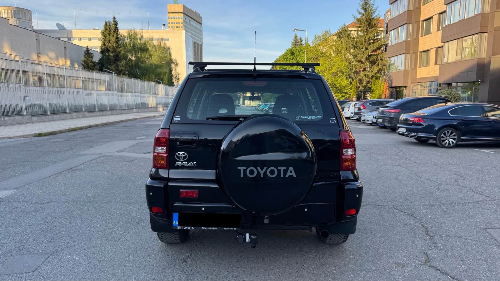 Toyota Rav4 2.0L D4D Facelift, снимка 6 - Автомобили и джипове - 55796182