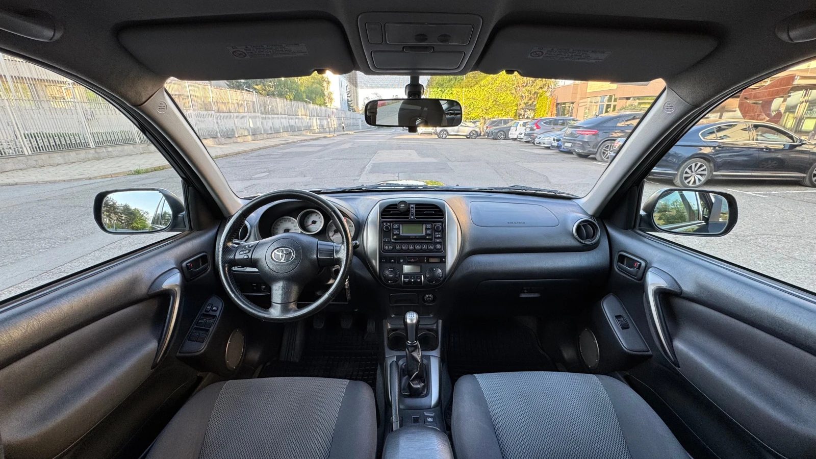 Toyota Rav4 2.0L D4D Facelift, снимка 12 - Автомобили и джипове - 55796182