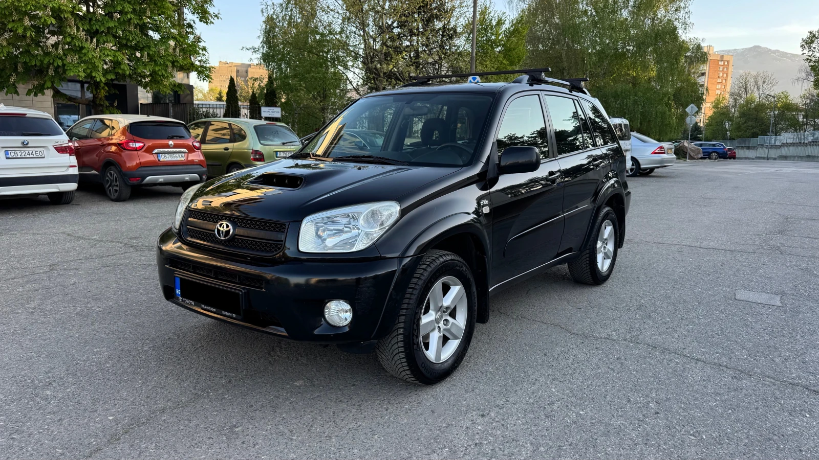Toyota Rav4 2.0L D4D Facelift, снимка 3 - Автомобили и джипове - 55796182
