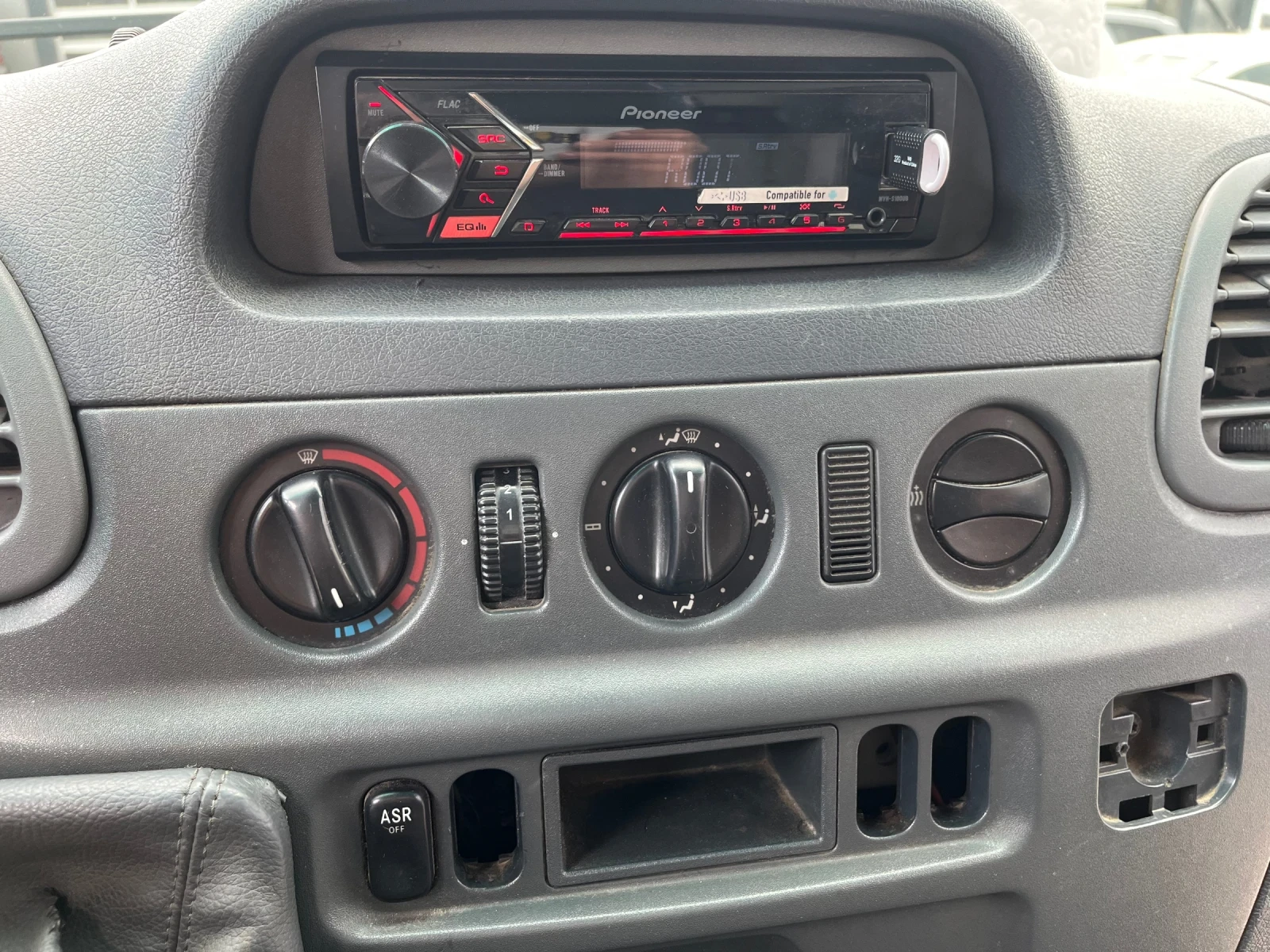 Mercedes-Benz Sprinter 416 | Mobile.bg   13