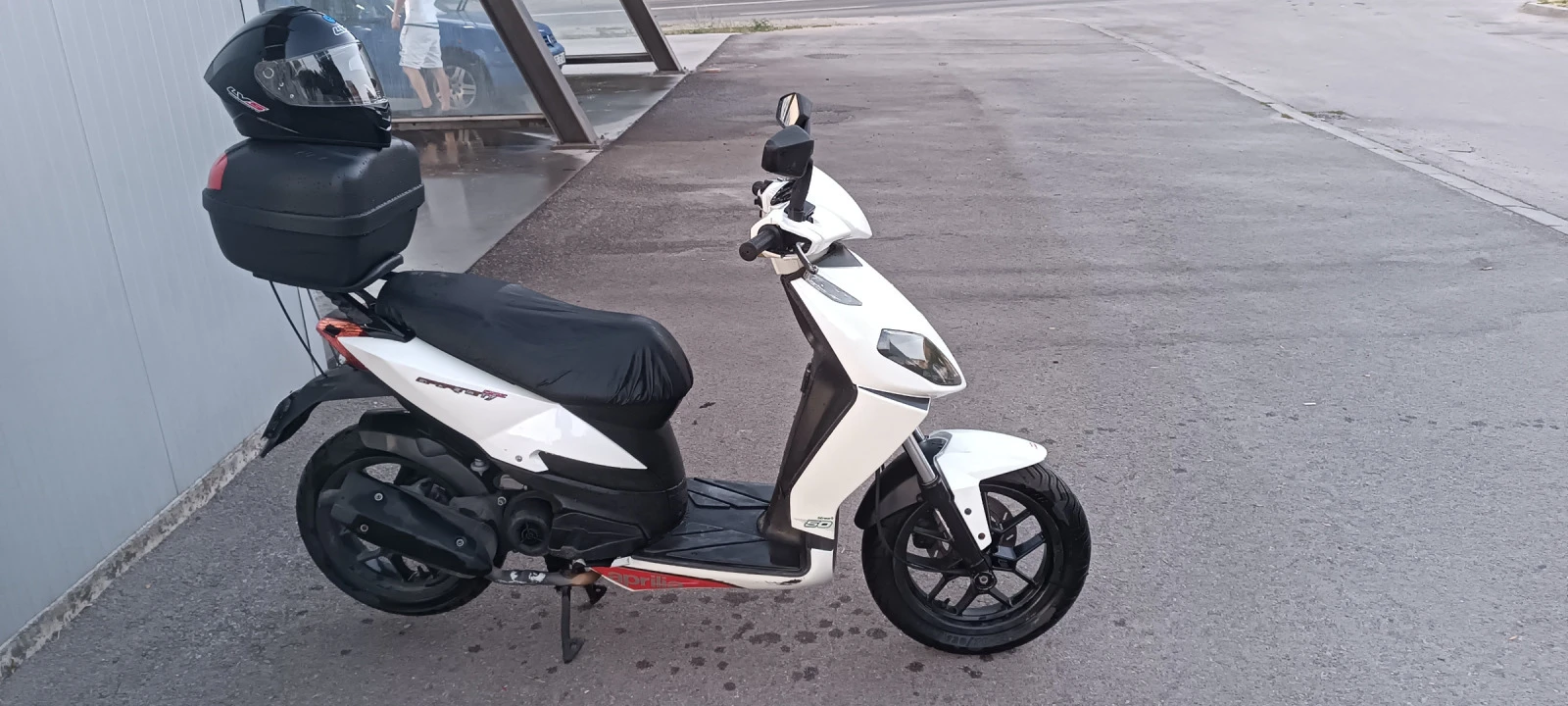 Aprilia 50 Sportcity - изображение 3