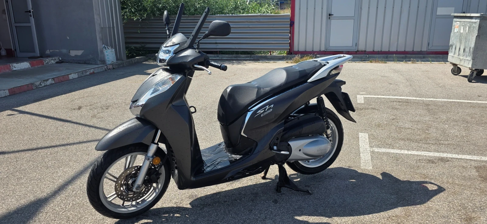 Honda Sh 300i , ABS, Keyless, снимка 10 - Мотоциклети и мототехника - 55778111