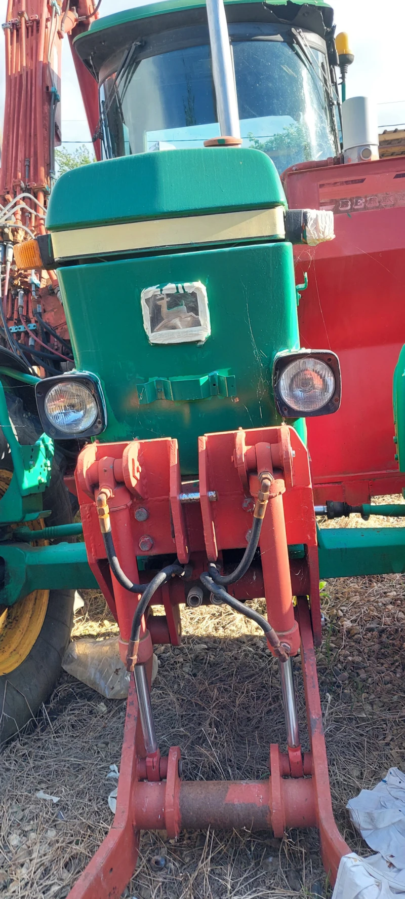 Трактор John Deere 3040, снимка 5 - Селскостопанска техника - 52041100