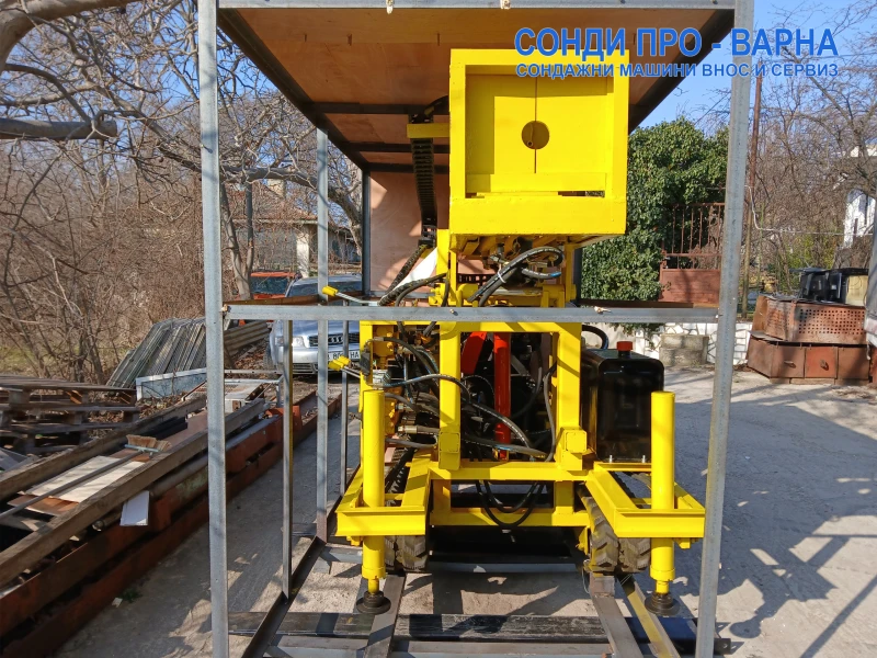 Други специализирани машини Друга Нова Сондажна машина Track-Pro260CN(v87Н2) до 260м, снимка 2 - Индустриална техника - 47967672