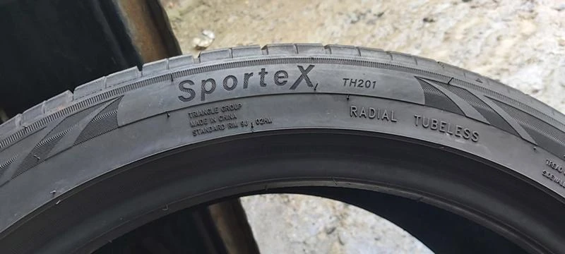 Гуми Летни 255/40R19, снимка 8 - Гуми и джанти - 34685399