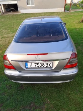 Mercedes-Benz E 320, снимка 2