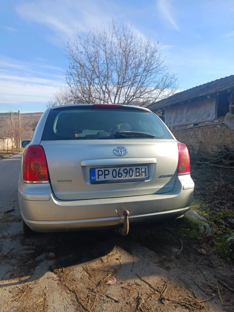 Toyota Avensis, снимка 1 - Автомобили и джипове - 48559577