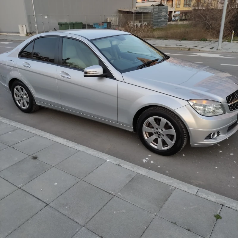 Mercedes-Benz C 180 W 204, снимка 2 - Автомобили и джипове - 49134263