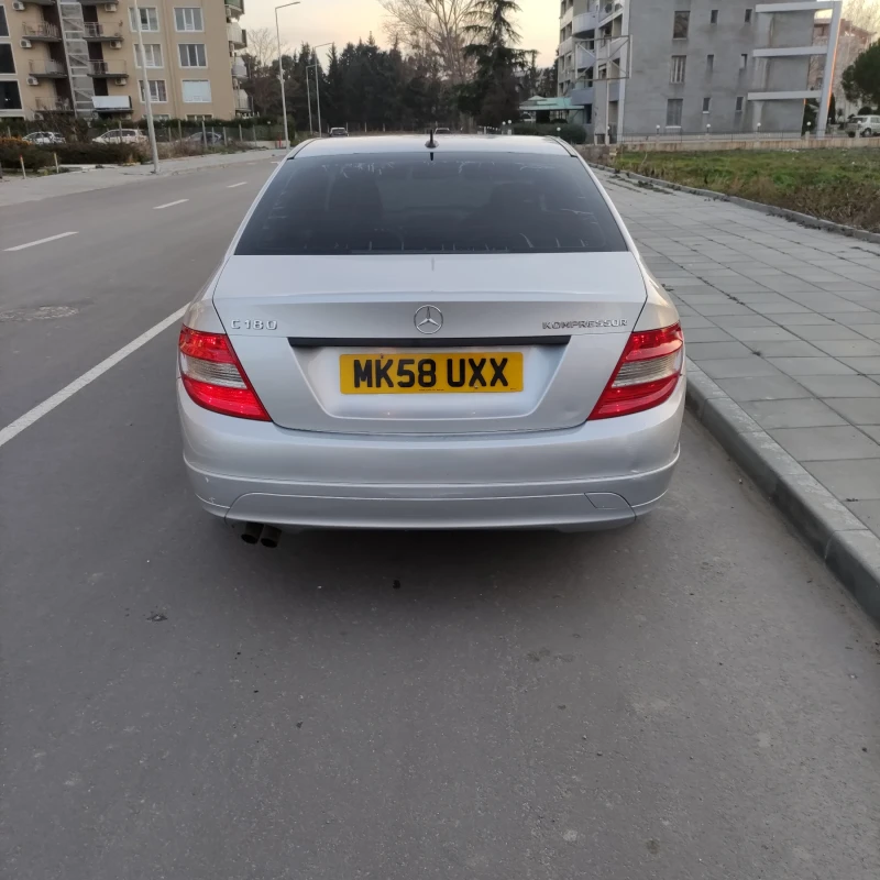 Mercedes-Benz C 180 W 204, снимка 3 - Автомобили и джипове - 49134263