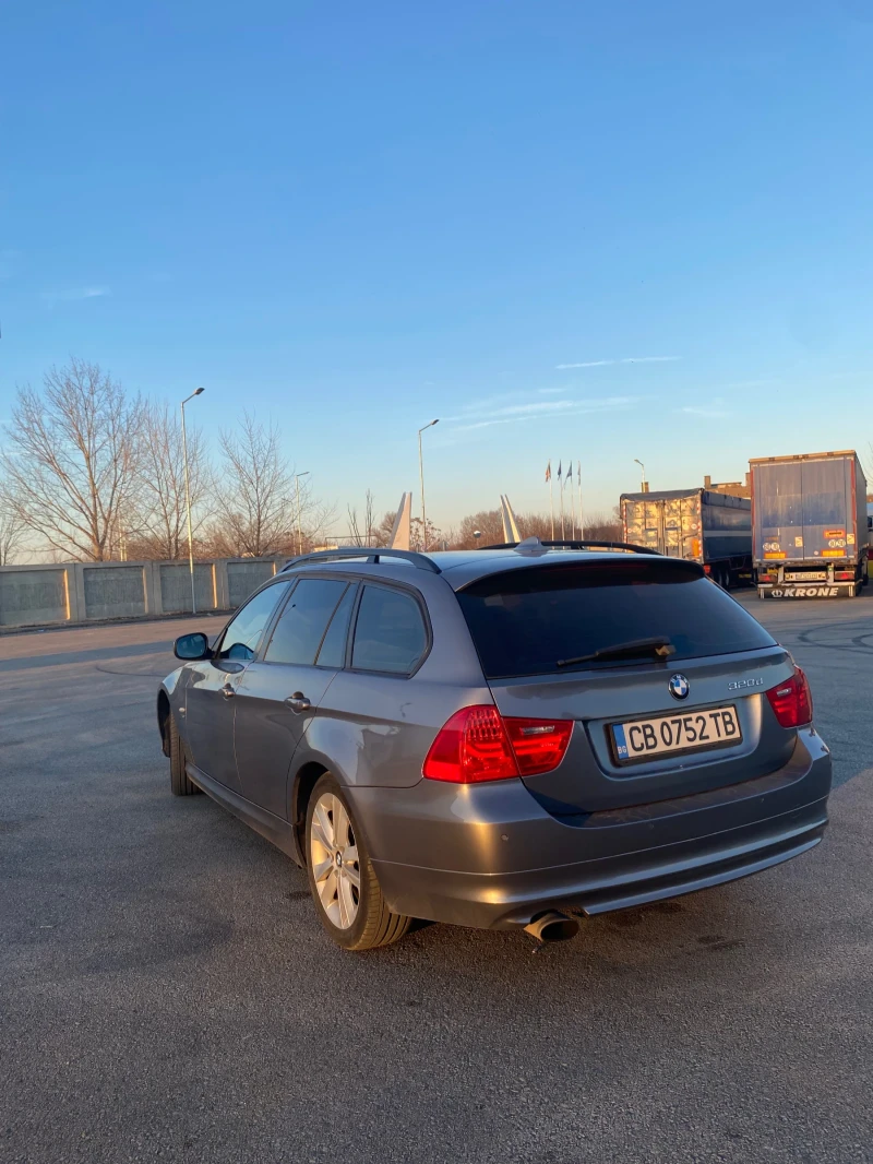 BMW 320, снимка 4 - Автомобили и джипове - 49392610