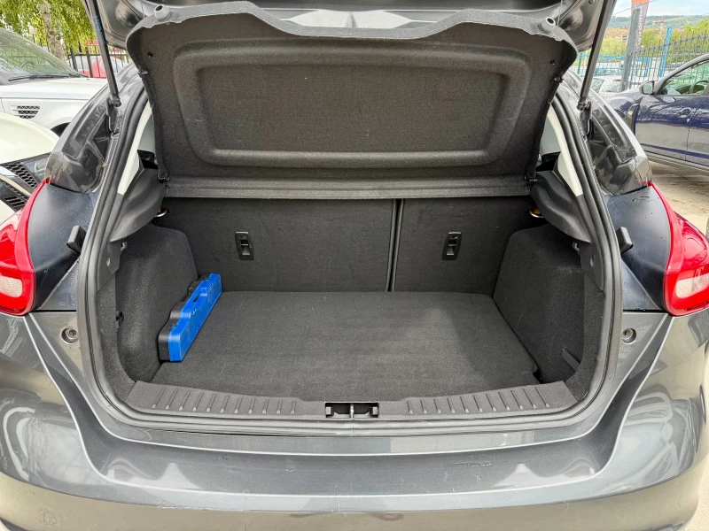 Ford Focus 1.5 TDCI EcoBlue Bussines Plus, снимка 17 - Автомобили и джипове - 51224129