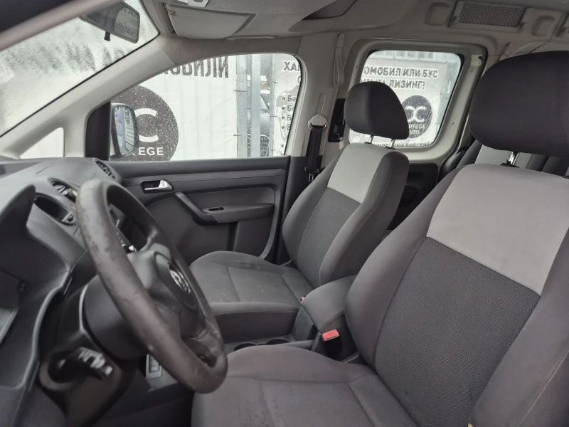 VW Caddy 1.6 TDI MAXXI, снимка 9 - Автомобили и джипове - 52165597
