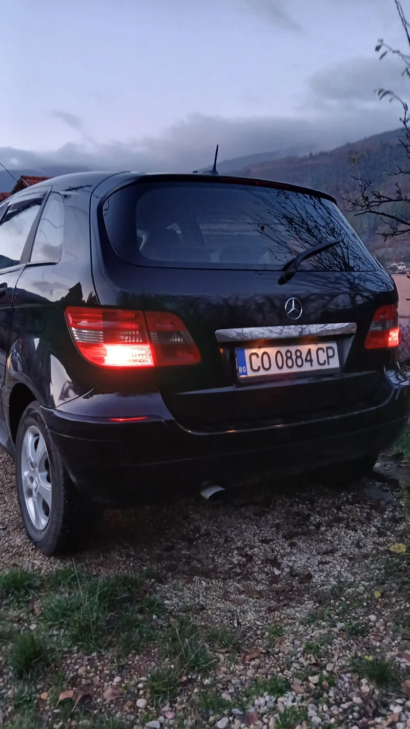 Mercedes-Benz B 170 1.7i, 116к.с, снимка 4 - Автомобили и джипове - 52391790