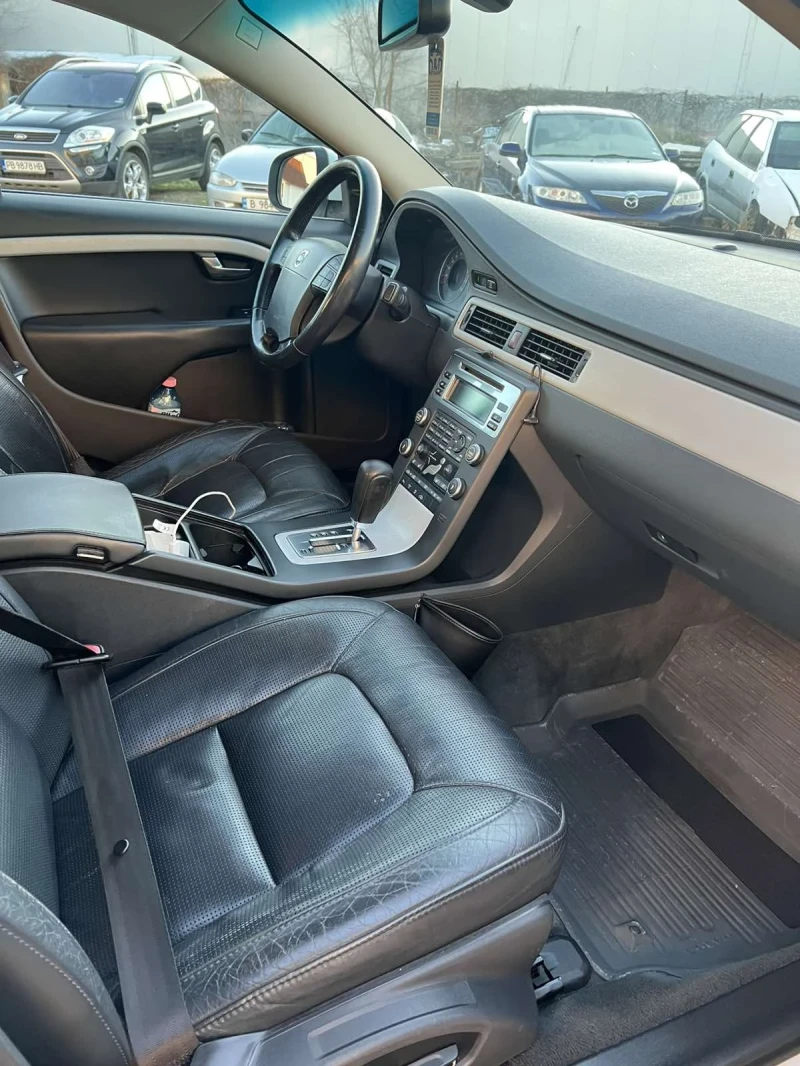 Volvo S80 2.4D5 185hp, снимка 9 - Автомобили и джипове - 53144084