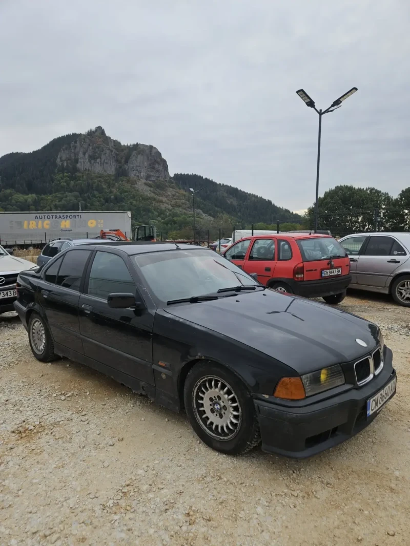 BMW 320, снимка 3 - Автомобили и джипове - 53288311