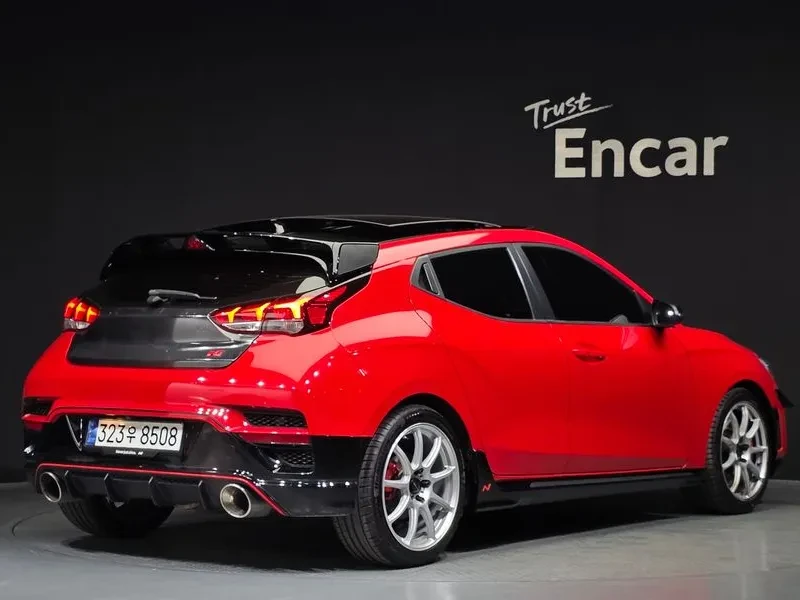 Hyundai Veloster  1.6 Turbo Sport Core, снимка 2 - Автомобили и джипове - 55887505
