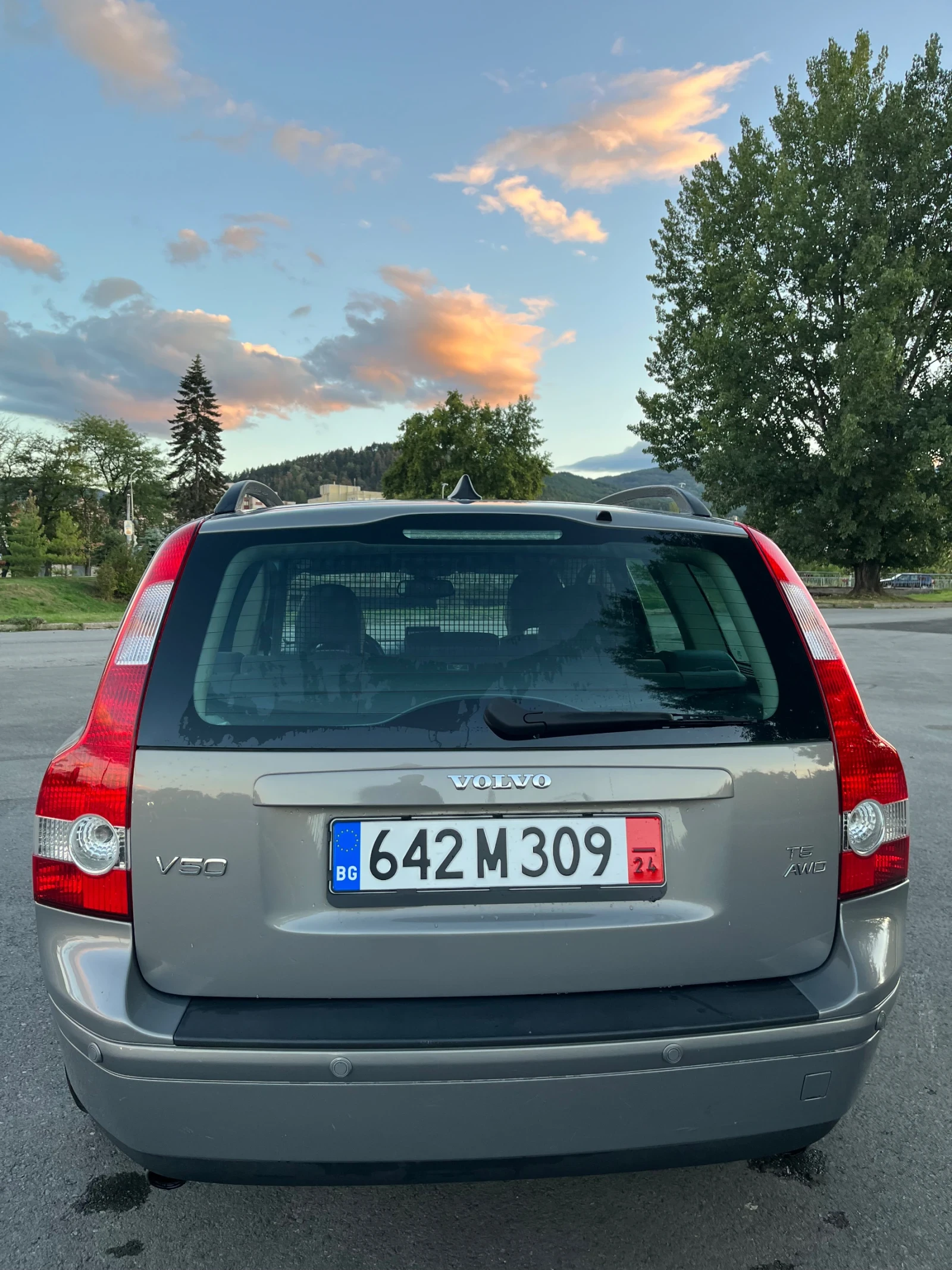 Volvo V50 2.5Т 4х4 - изображение 3