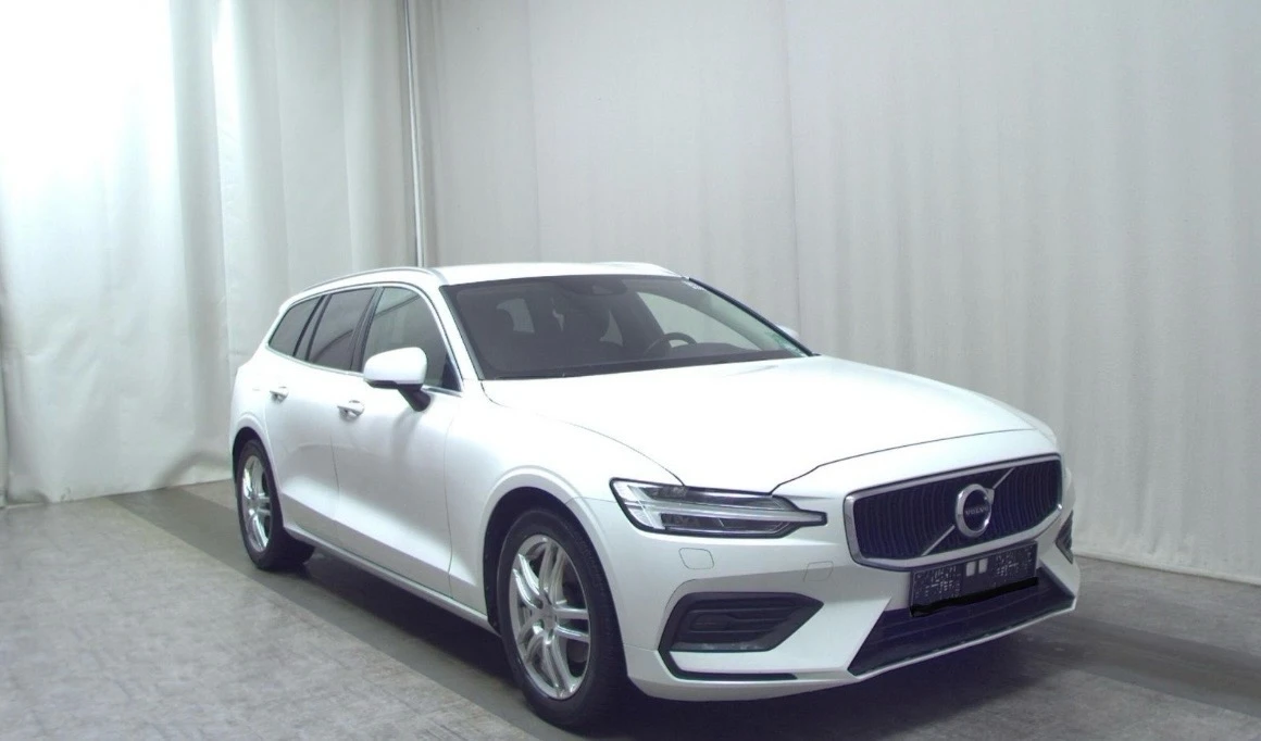 Volvo V60 D4 Digital LED Комби ЛИЗИНГ - изображение 2