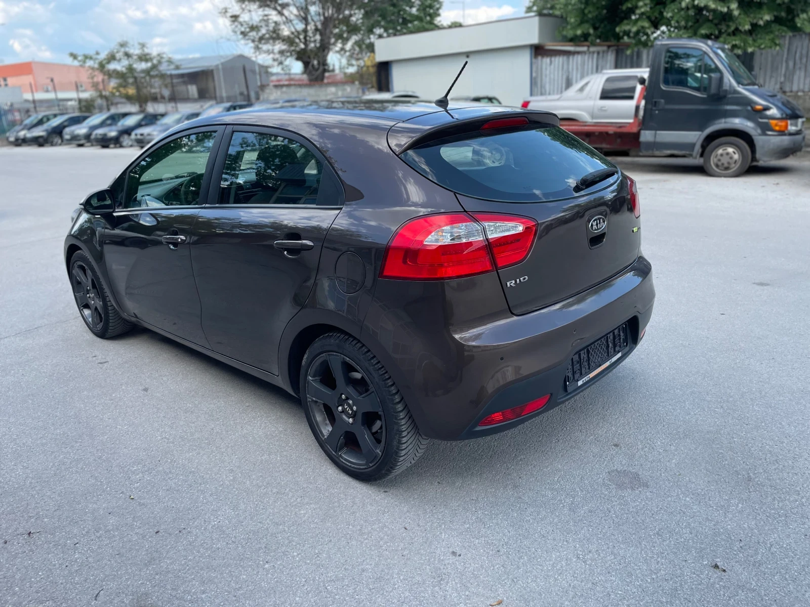 Kia Rio 1.2 Attract - изображение 4