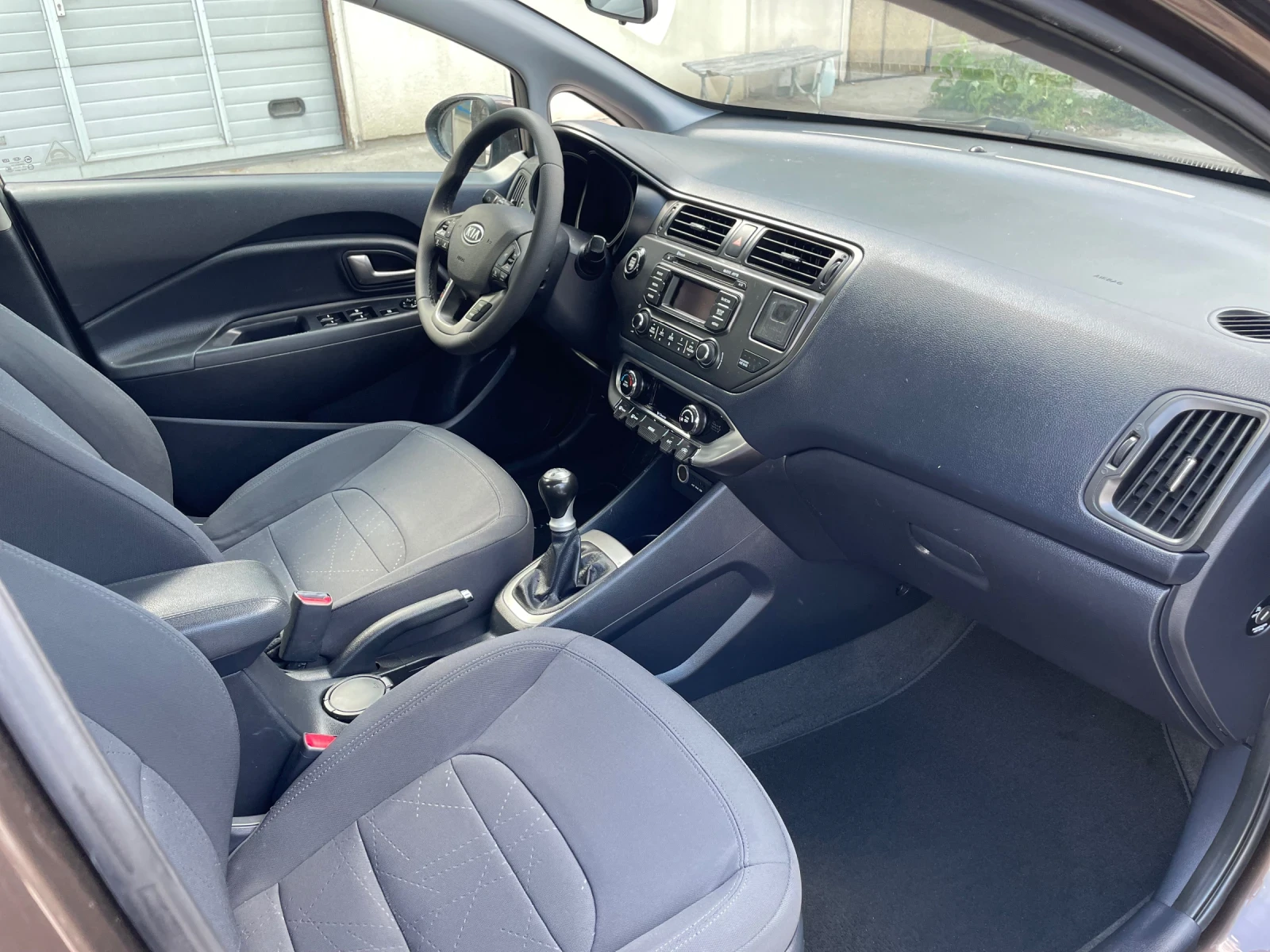 Kia Rio 1.2 Attract - изображение 8