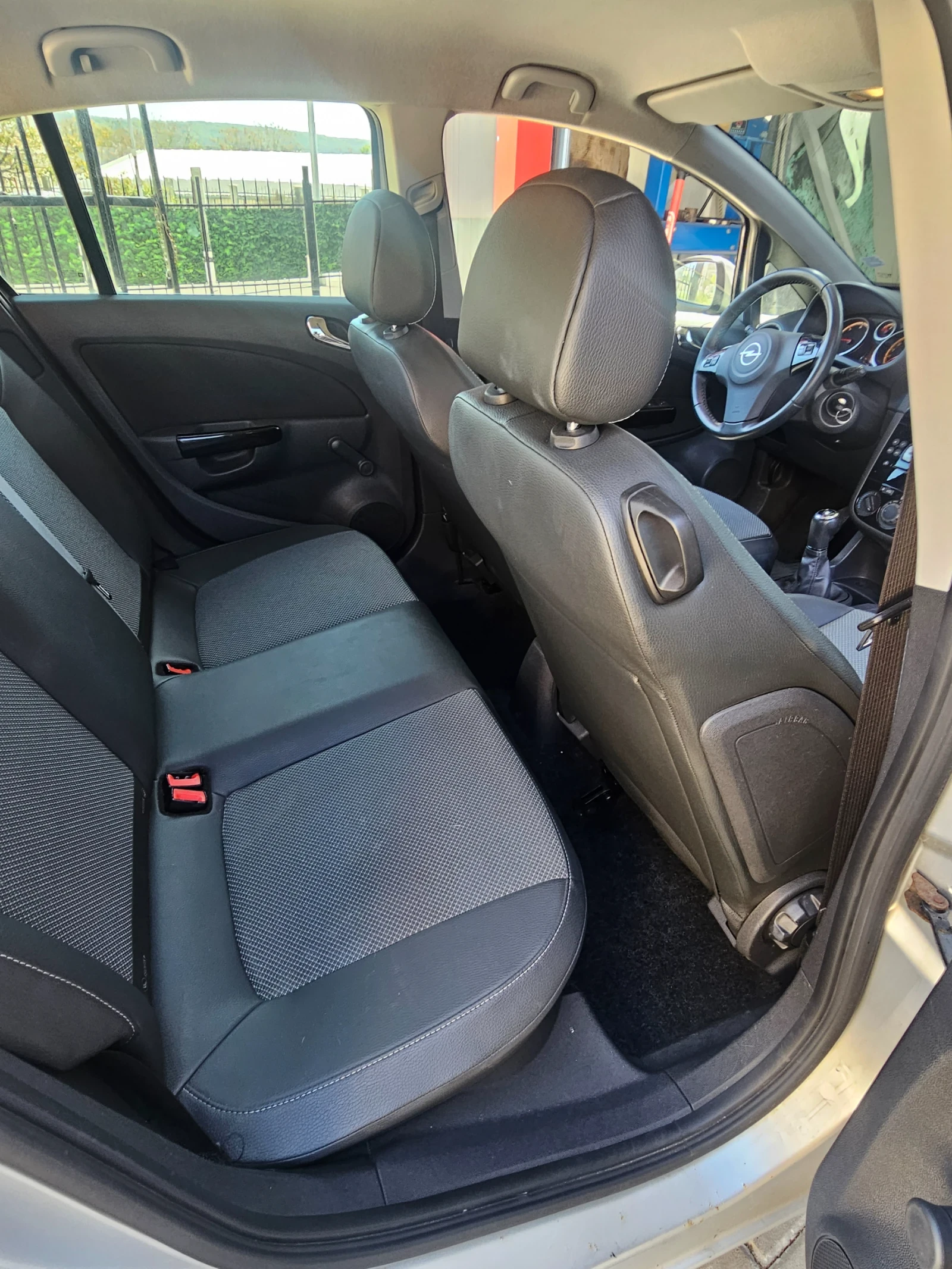 Opel Corsa OPC - изображение 7