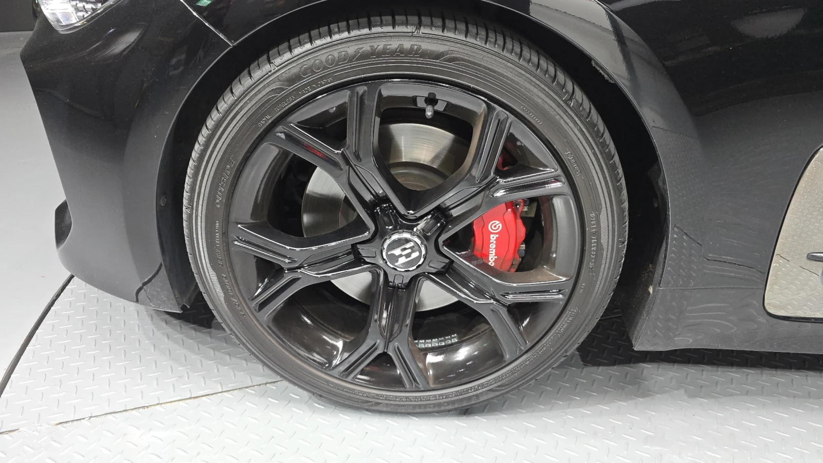 Kia Stinger 3.3T 2WD GT  - изображение 5